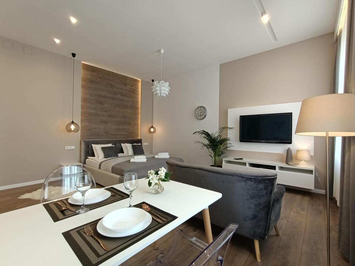 Myfive Apartments Krakow Luaran gambar